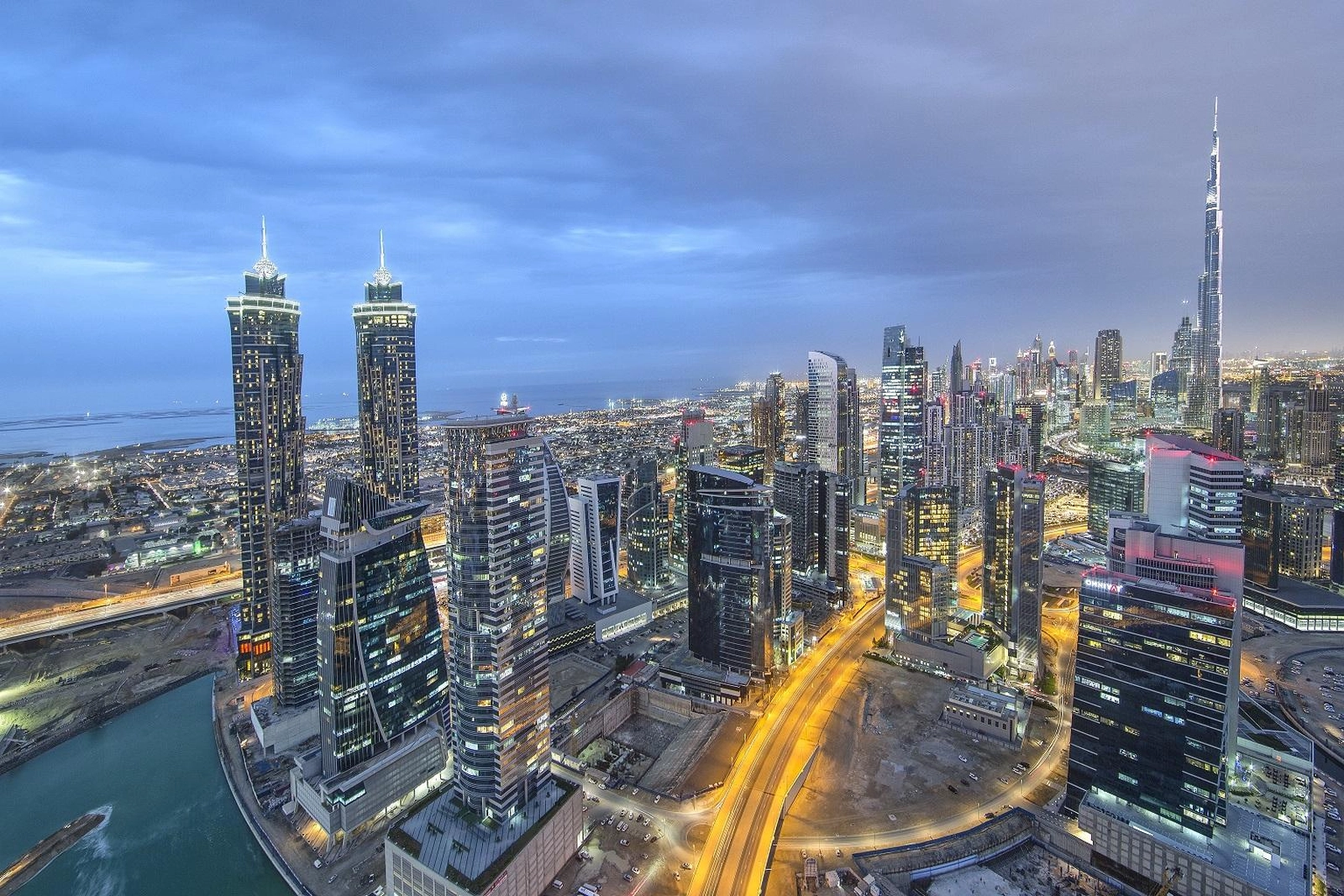 Why Business Bay Stands Out: Digital Growth Meets Luxurious Lifestyle in Dubai