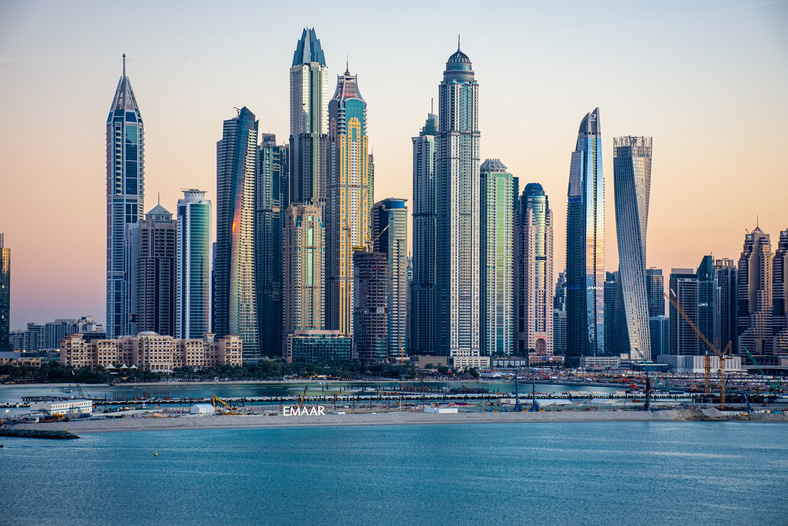 Why Dubai Marina Stands Out: Digital Growth Meets Luxurious Lifestyle in Dubai